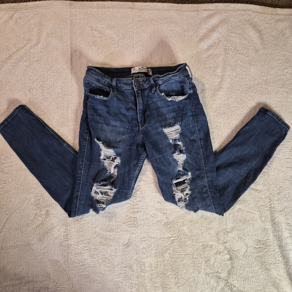Hollister Curvy Midrise Super Skinny Soft Stretch Distressed Blue Jeans Size 11. - Picture 2 of 9